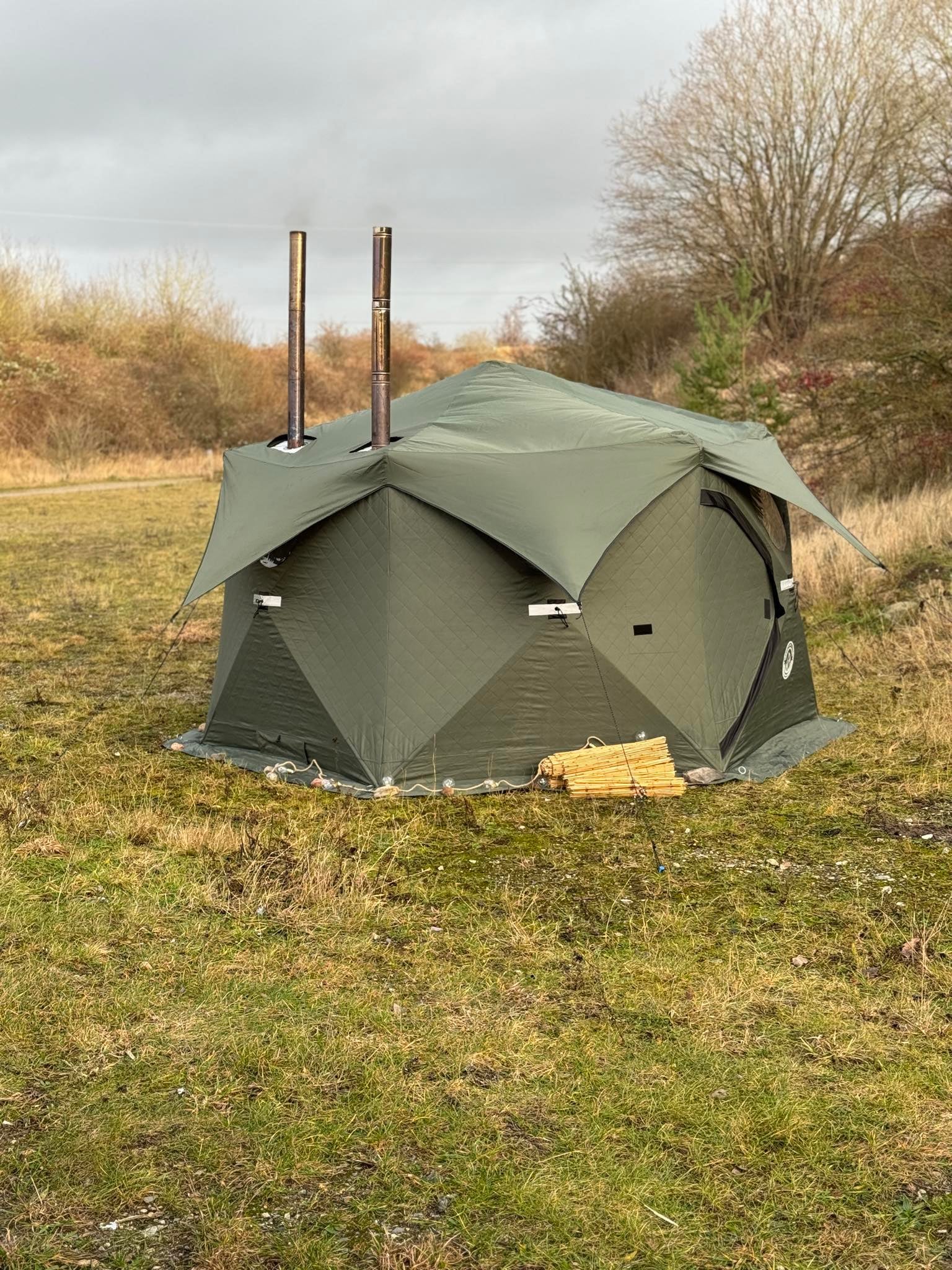 Billede af Dome Sauna sat op i naturen